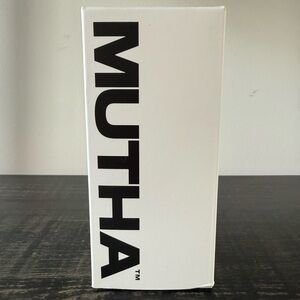 Mutha Body Contour Serum